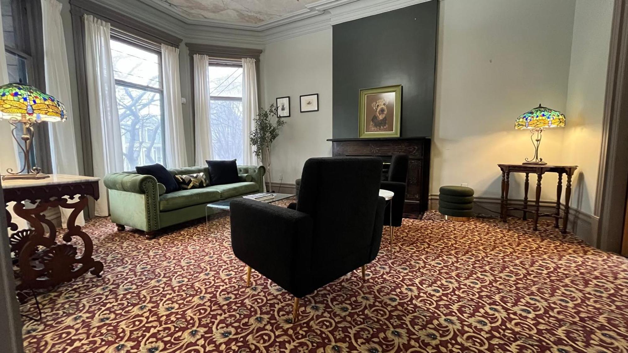 Stone Gables Inn Cleveland Extérieur photo