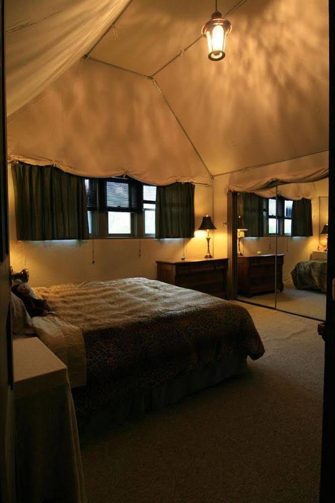 Stone Gables Inn Cleveland Extérieur photo